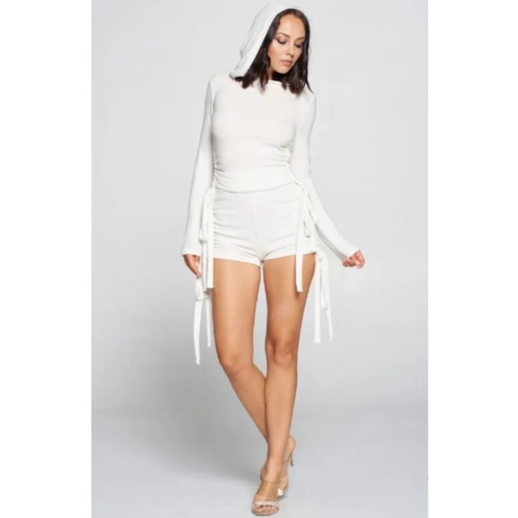 NWT White Long Sleeves Drawstring Top & Shorts Under the Hoodie Set - Picture 3 of 4
